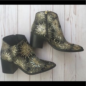 NWOT Kenneth Cole celebration boot